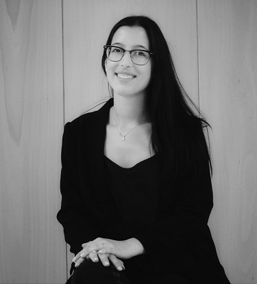 ELENA_BW